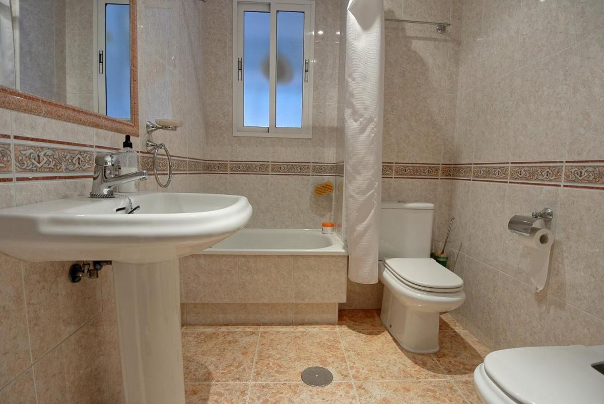 Rooms Tourist Apartment Huelva Eksteriør bilde